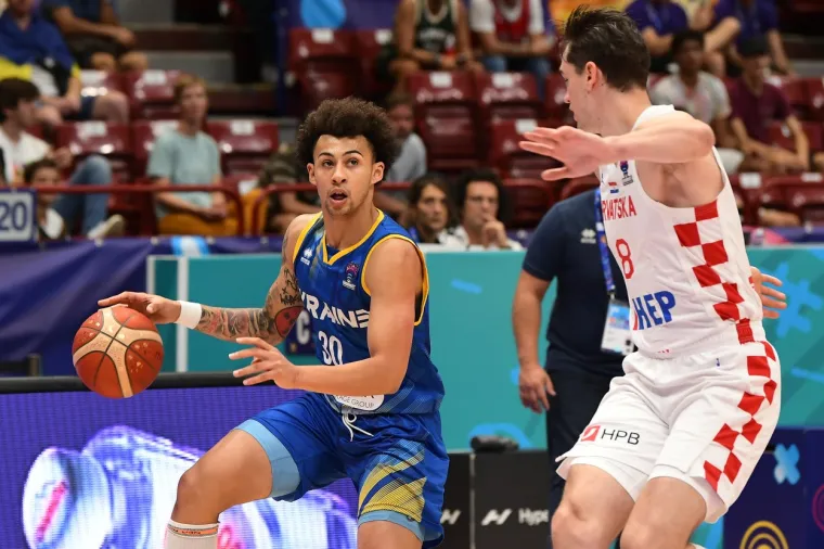 Prizori velike hrvatske pobjede u Milanu na EuroBasketu: Imamo (ne)očekivanog junaka, već drugu utakmicu zaredom daje ton igri