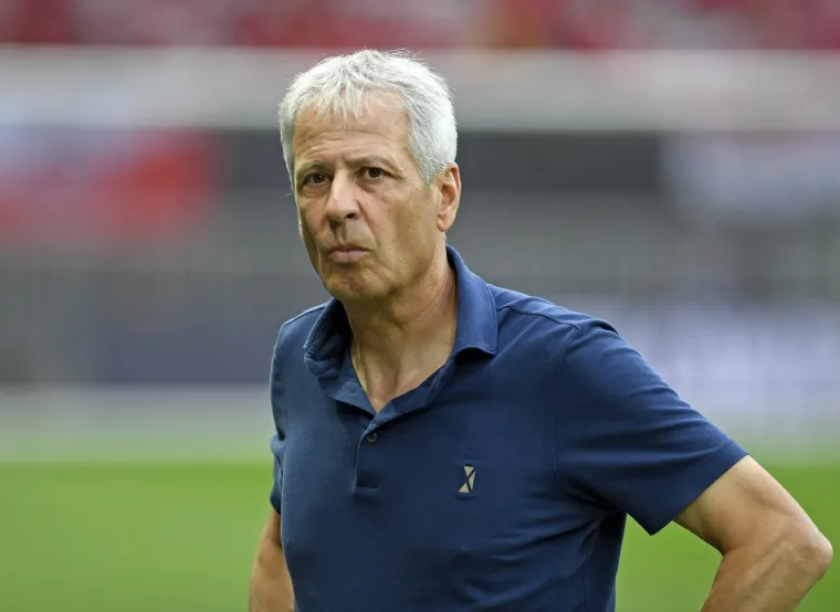 Pomahnitali huligani brutalno se potukli na stadionu, utakmica kasnila 55 minuta: Desetak ozlijeđenih u općoj makljaži, dvoje vrlo teško