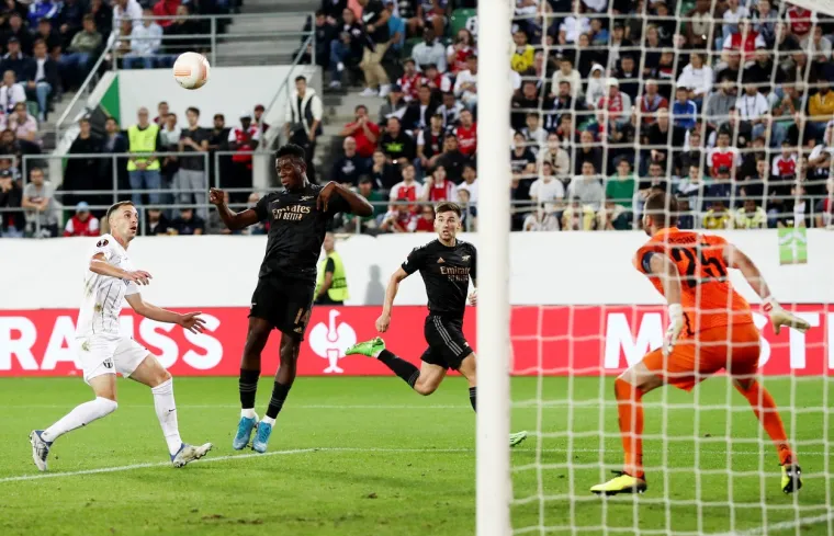 Zbog smrti kraljice Elizabete UEFA napravila presedan: Ovo još nikada nije viđeno u europskim natjecanjima