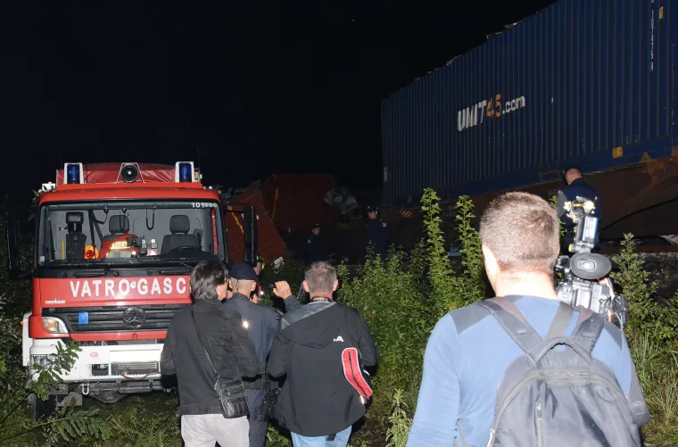 Pogledajte slike užasa s mjesta željezničke nesreće u kojoj je troje ljudi poginulo, a 11 ozlijeđeno