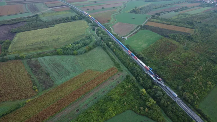 UZNEMIRUJUĆE Pogledajte fotografije iz zraka stravičnog sudara vlakova kod Novske
