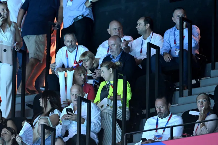 Brojni poznati pratili Hrvatsku u pohodu na europski naslov: Kolinda i Milanović glavne zvijezde u VIP loži