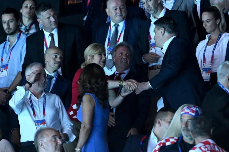 Brojni poznati pratili Hrvatsku u pohodu na europski naslov: Kolinda i Milanović glavne zvijezde u VIP loži