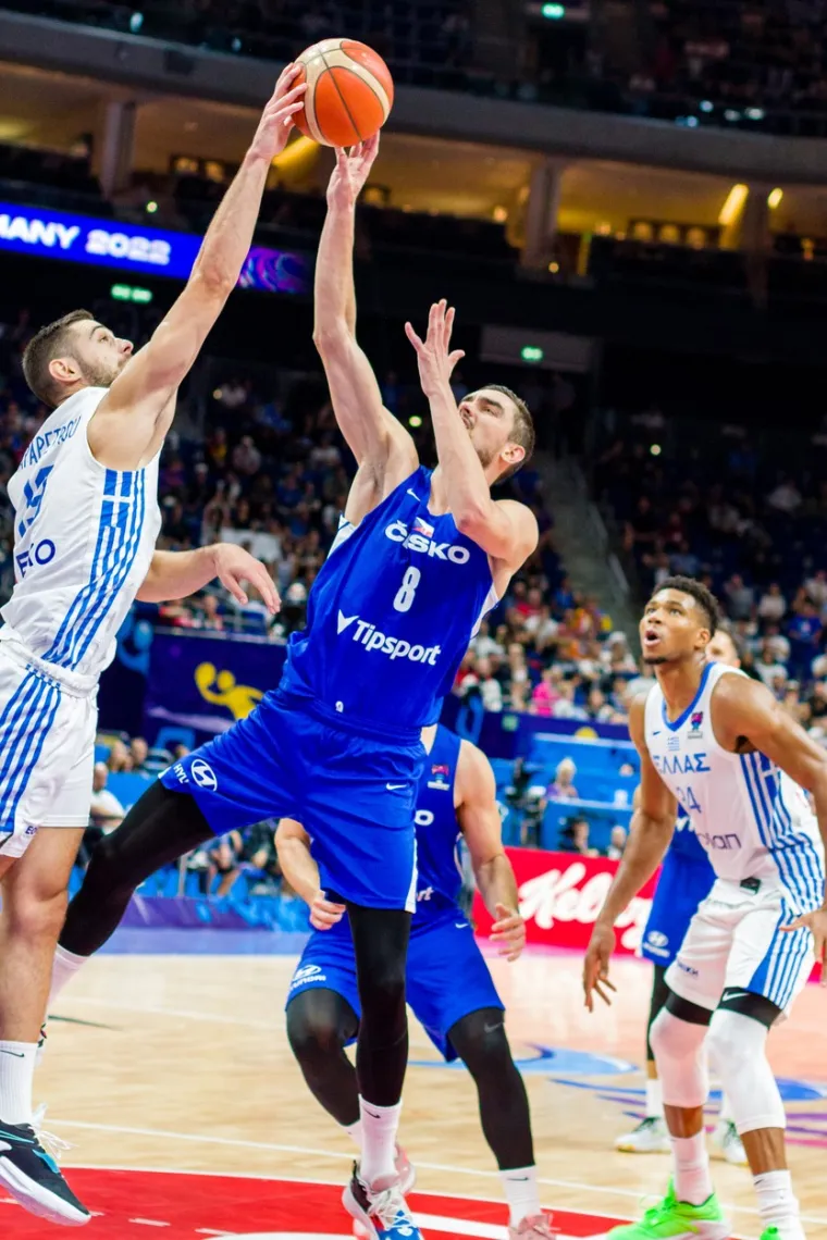 Grčka protiv žilave Češke teže od očekivanog došla do četvrtfinala: Giannis Antetokounmpo briljirao