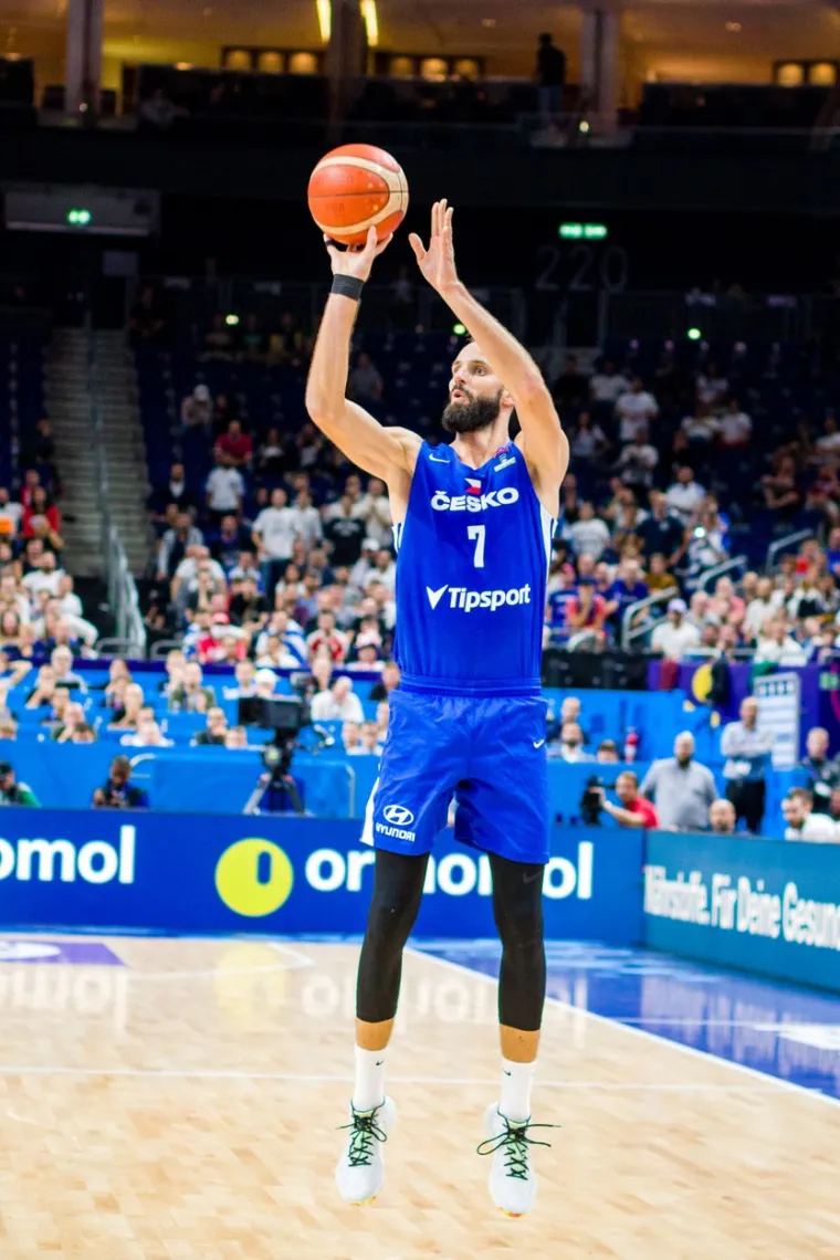 Grčka protiv žilave Če&scaron;ke teže od očekivanog do&scaron;la do četvrtfinala: Giannis Antetokounmpo briljirao