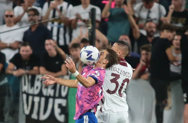 'Stara dama' bila na koljenima, pa se spasila u 93.: Nevjerojatna utakmica s dva poni&scaron;tena gola, tri crvena i devet žutih