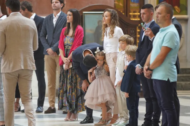 Đorđe Đoković i Sa&scaron;ka Veselinov uplovili u bračnu luku: Jedna fotka s njihova vjenčanja otkriva koliko je Novak jo&scaron; uvijek zaljubljen u Jelenu