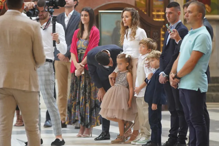 Đorđe Đoković i Sa&scaron;ka Veselinov uplovili u bračnu luku: Jedna fotka s njihova vjenčanja otkriva koliko je Novak jo&scaron; uvijek zaljubljen u Jelenu