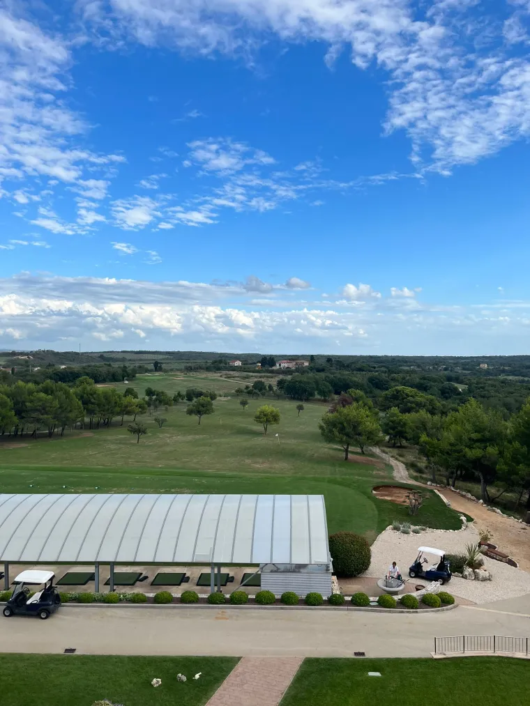 Igrali smo golf na igrali&scaron;tu koje će ući među najelitnije terene na svijetu: Prekrasna kombinacija krajolika i sporta