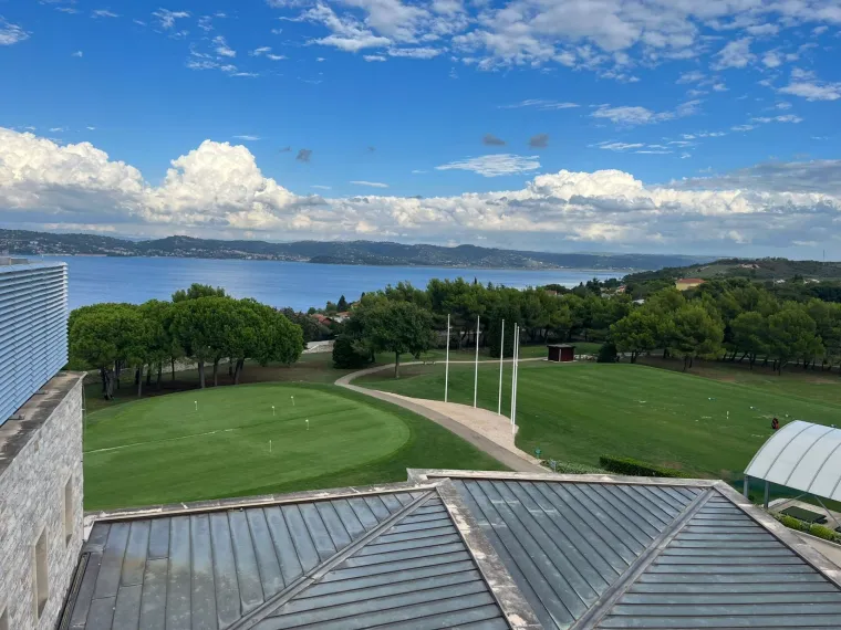 Igrali smo golf na igrali&scaron;tu koje će ući među najelitnije terene na svijetu: Prekrasna kombinacija krajolika i sporta