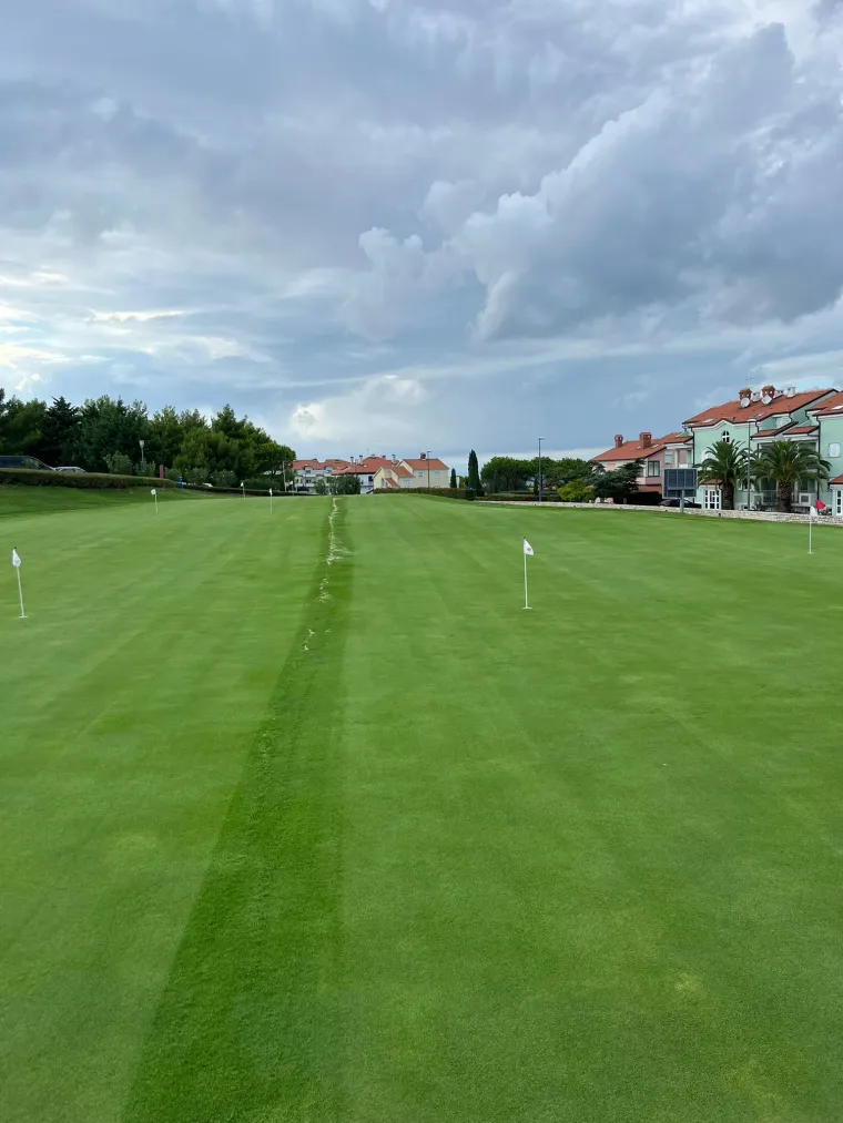Igrali smo golf na igrali&scaron;tu koje će ući među najelitnije terene na svijetu: Prekrasna kombinacija krajolika i sporta