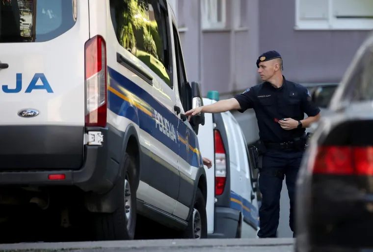 Duge cijevi na zagrebačkim Srednjacima. Iz policije za RTL.hr: 'Nema ugroze za građane'