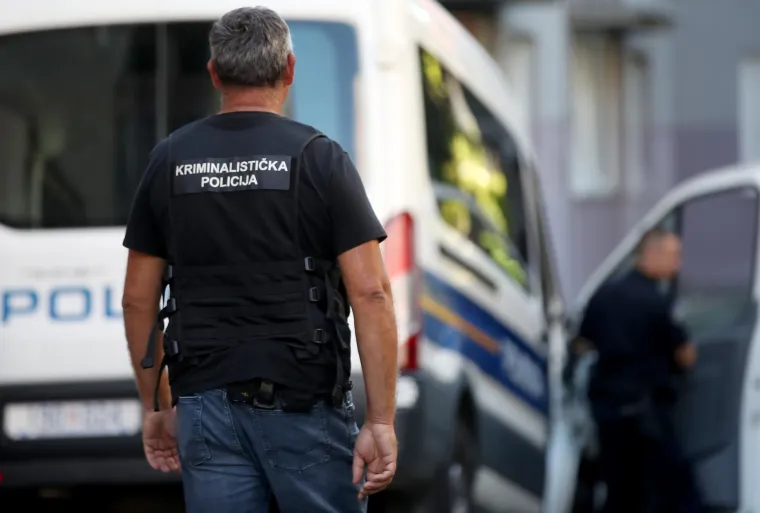 Duge cijevi na zagrebačkim Srednjacima. Iz policije za RTL.hr: 'Nema ugroze za građane'