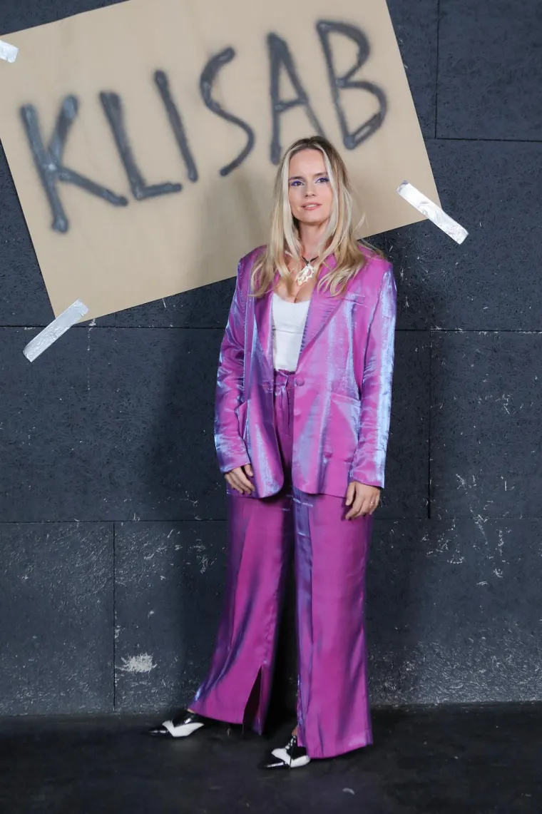 Zvijezde pohrlile na modnu reviju: Ida Prester je zasjala, a blistala je i Jelena Rozga u društvu šarmantnog muškarca