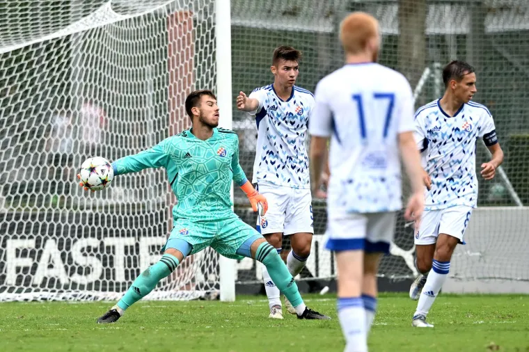 Dinamovi juniori te&scaron;ko stradali na gostovanju kod Milana: Donosimo kadrove ogleda mladih nada u LP