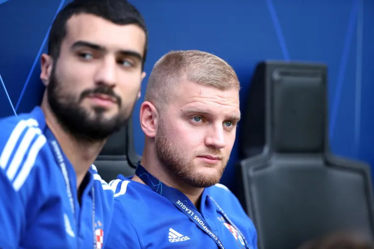 Sjajna atmosfera vlada na San Siru: Pogledajte prekrasne kadrove s tribina talijanskog nogometnog hrama