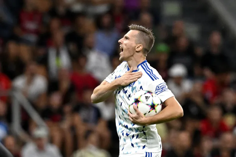 Ovako izgleda veliki okr&scaron;aj nogometa&scaron;a Dinama i Milana na kultnom San Siru