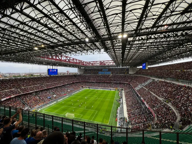 Milan slomio  Dinamo u čarobnom ambijentu: Donosimo vam najbolje kadrove okr&scaron;aja na San Siru