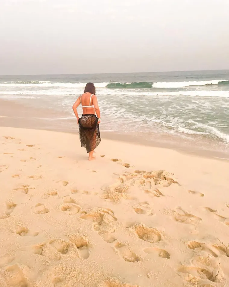 Tijelo Gabriele Spanic stvoreno je za bikini: Ljepoticu hrvatskih korijena uslikali na plaži i možemo reći samo - wow!