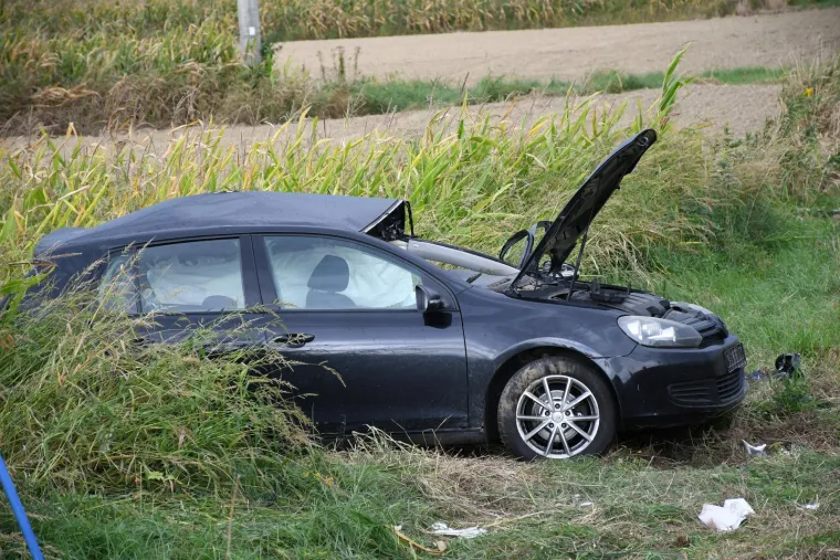 Pogledajte prizore s mjesta nesreće na kojem su poginuli žena i dvoje četverogodi&scaron;nje djece