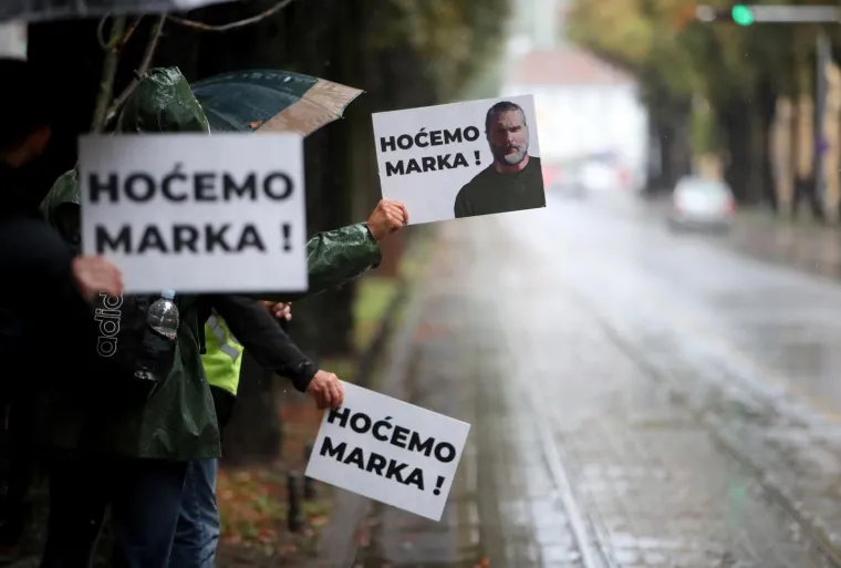 Drama pred sudom! Franciškovićevi pristaše vikali: 'Pustite Marka!' Stigla interventna, ima i privedenih