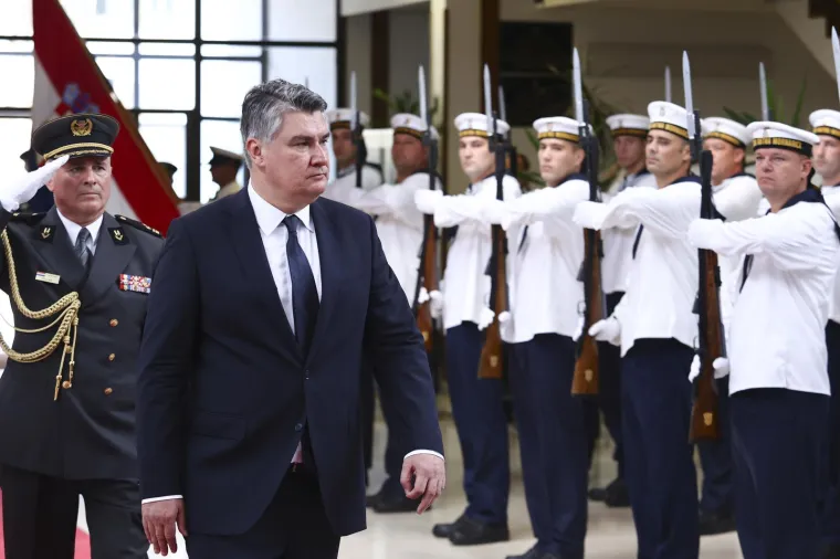 Predsjednik Milanović odlikovao pripadnike ratne mornarice