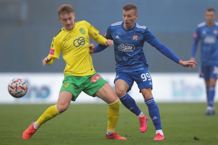 Dino Halilović - Posljednji Halilović koji je otišao iz HNL-a. Prije toga je igrao za Rudeš, Lokomotivu i Istru. Krenuo je u Dinamu iz kojeg je prešao u talijanski Udinese, no ta avantura nije dugo potrajala.