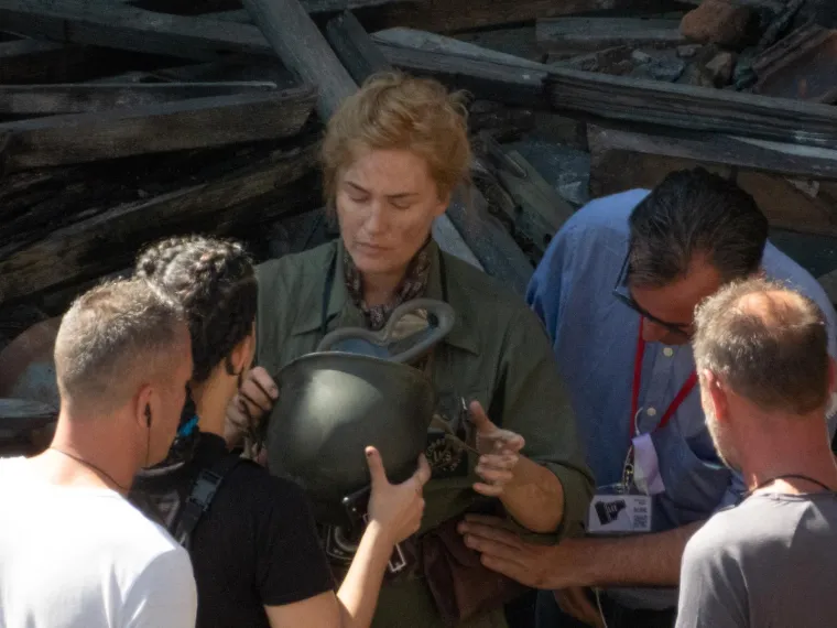 Kate Winslet u Dubrovniku slomila nogu! Objavljene fotografije glumice sa seta u Kuparima
