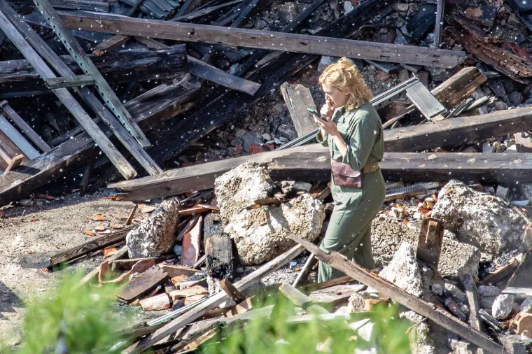 Kate Winslet u Dubrovniku slomila nogu! Objavljene fotografije glumice sa seta u Kuparima