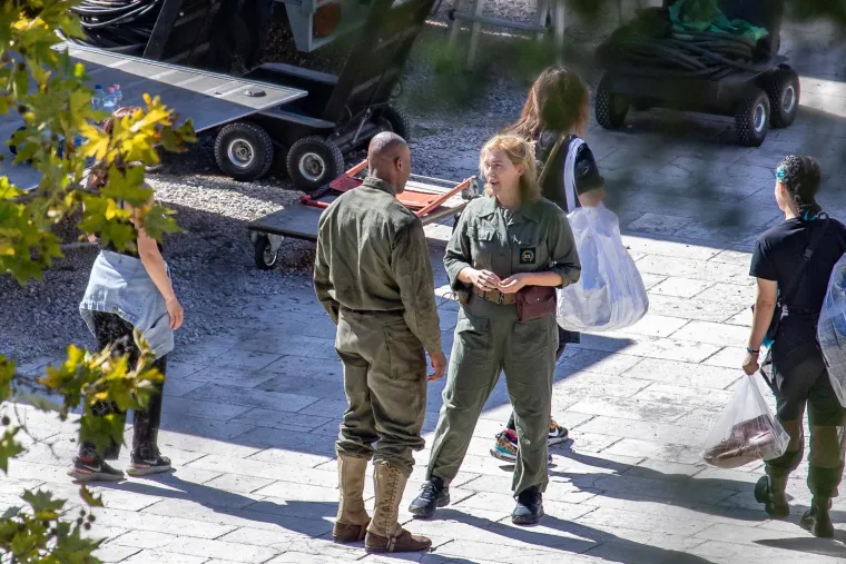Kate Winslet u Dubrovniku slomila nogu! Objavljene fotografije glumice sa seta u Kuparima