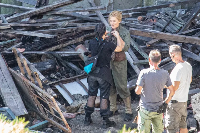 Kate Winslet u Dubrovniku slomila nogu! Objavljene fotografije glumice sa seta u Kuparima