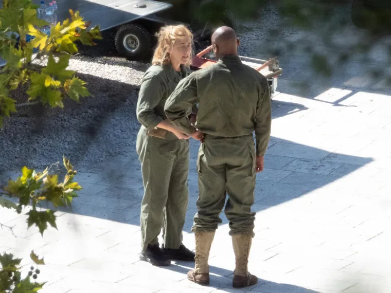 Kate Winslet u Dubrovniku slomila nogu! Objavljene fotografije glumice sa seta u Kuparima