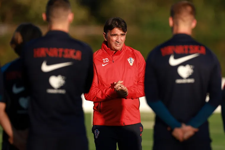 GALERIJA Vatreni odradili prvi trening uoči dvije važne utakmice Lige nacija: Sjajna atmosfera vlada na Maksimiru