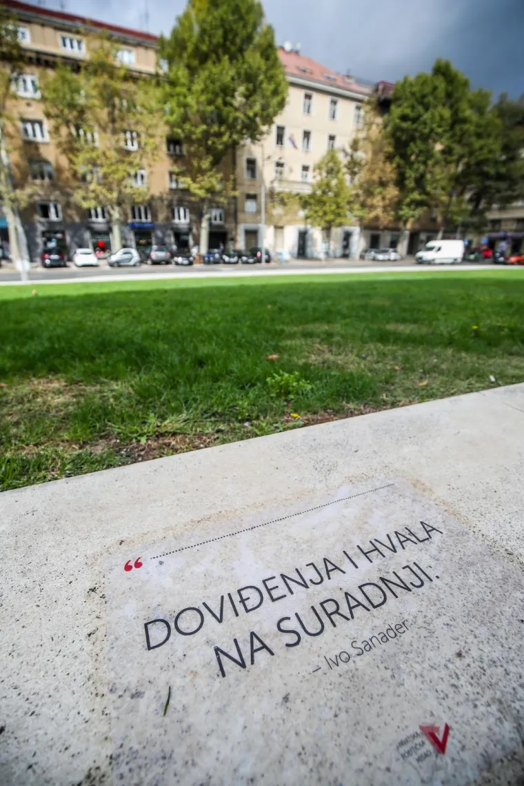Sjećate li se ovih kultnih izjava naših političara? U sklopu neobične instalacije, osvanule su kod sjedišta HDZ-a