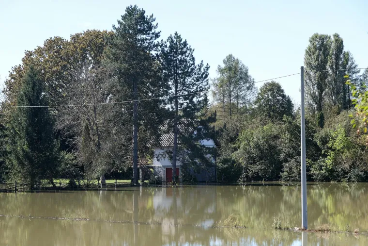 Kupa se izlila iz korita, ove fotografije svjedoče zastra&scaron;ujućoj moći prirode