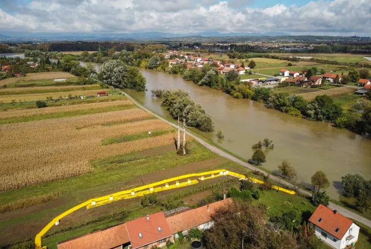 Povlači se voda iz potopljenog karlovačkog naselja: Ovako danas izgledaju Brodarci