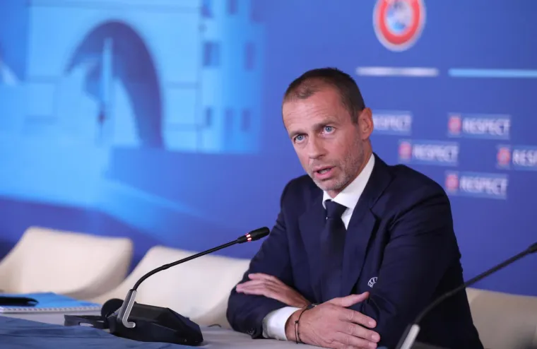Čeferin gleda i ne vjeruje: 'Hvar je prekrasan, ali Maksimir vam je sramotan, pogotovo sad. Čudo kakve rezultate imate s takvim stadionom'