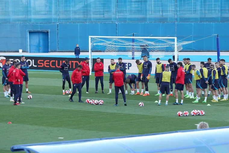 Vatreni održali posljednji trening prije utakmice s Danskom: Majer trenirao s posebnom maskom, atmosfera izgleda odlično