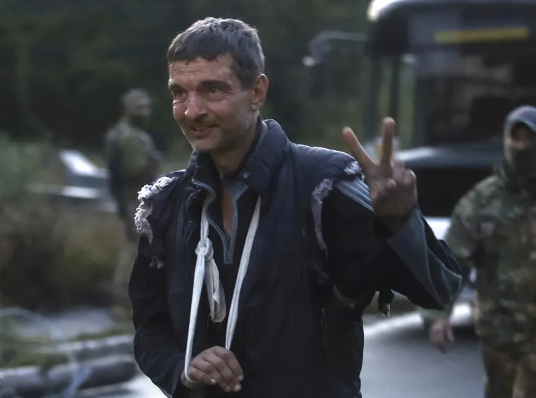 Ovo su ukrajinski vojnici koje su oslobodili Rusi, među njima su i zapovjednici iz Azovstala