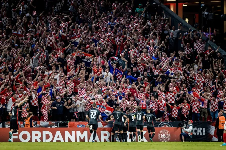 Prisjetite se posljednjeg susreta Hrvatske i Danske: Pašalić utišao Parken i bacio Dance na koljena