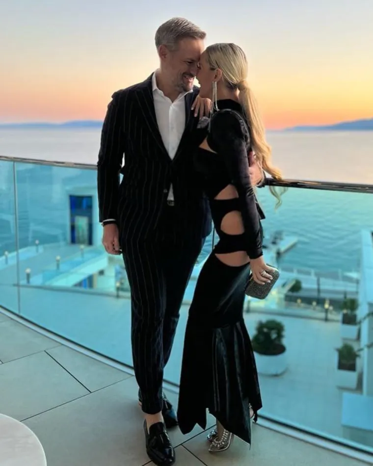 Maja &Scaron;uput, Nenad Tatarinov