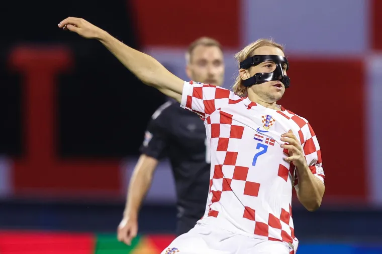 Luka je 2008. vodio za ruku 10-godi&scaron;njeg Lovru koji je u jednom trenutku čak i sudbonosno namignuo, a jučer mu je trčao u zagrljaj