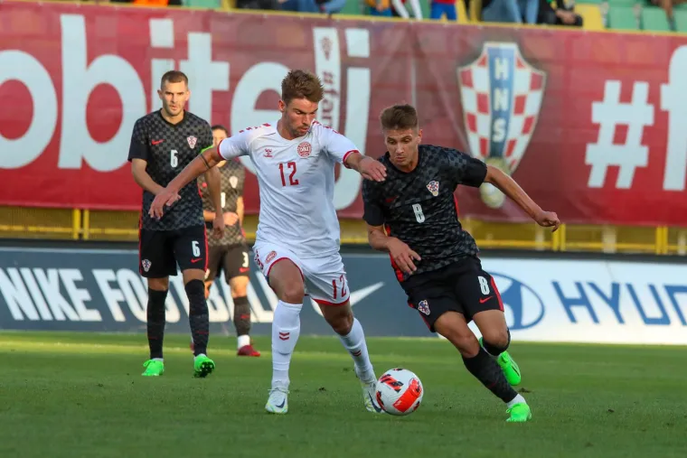 Hrvatska U-21 istim rezultatom kao i A reprezentacija srušila Dansku, Dalić i Kustić gledali našu sjajnu nogometnu budućnost na djelu