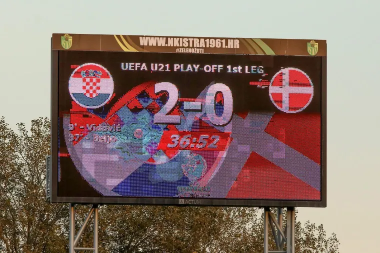 Hrvatska U-21 istim rezultatom kao i A reprezentacija srušila Dansku, Dalić i Kustić gledali našu sjajnu nogometnu budućnost na djelu