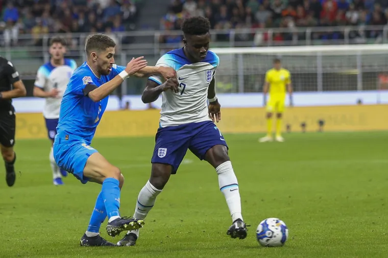 'Tri lava' zavr&scaron;ila plava: Italija bacila u očaj Engleze i &scaron;utnula ih u niži razred Lige nacija: The Sun sprda 'Gordi Albion'; 'Prijeti nam horor'