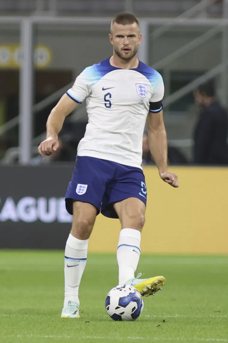 'Tri lava' zavr&scaron;ila plava: Italija bacila u očaj Engleze i &scaron;utnula ih u niži razred Lige nacija: The Sun sprda 'Gordi Albion'; 'Prijeti nam horor'