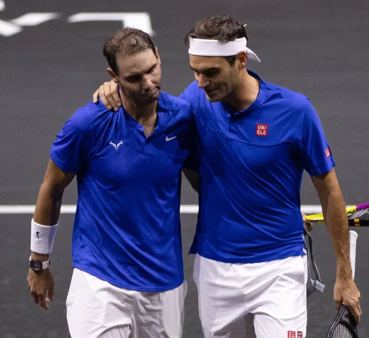 Federer odigrao posljednji meč u svojoj karijeri. Izgubio zajedno s Nadalom, a onda nisu mogli prestati plakati