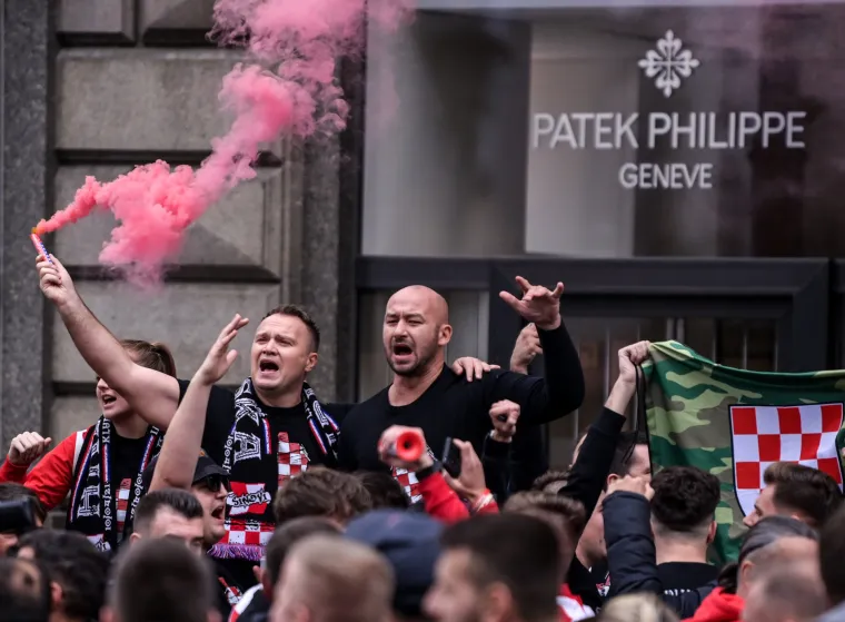 Invazija hrvatskih navijača na ulicama u Beču: Vatreno zagrijavanje i euforija pred utakmicu odluke