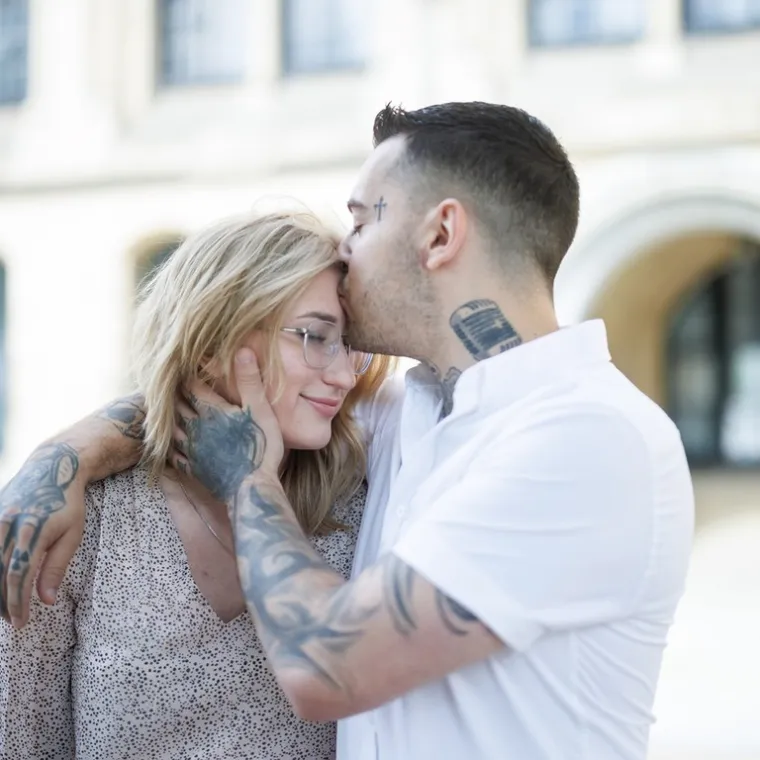 &ldquo;Jako volim Tonyja i voljela bih se udati za njega kad budemo mogli. Stvarno mi je nedostajao,&rdquo; rekla je. &ldquo;Bila sam jako uznemirena kad sam do&scaron;la ovdje jer sam ostavila obitelj, a i previ&scaron;e sam pila. Obećala sam mu da vi&scaron;e nikada neću taknuti alkohol pa sam prestala piti.&rdquo;