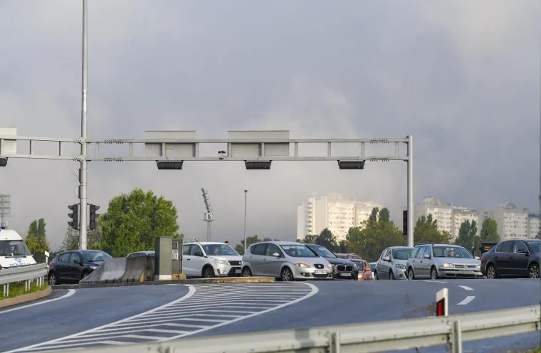 Prometni kolaps i danas na Jadranskom mostu. Čeka se nova regulacija, a do tada: vozači, čuvajte živce!